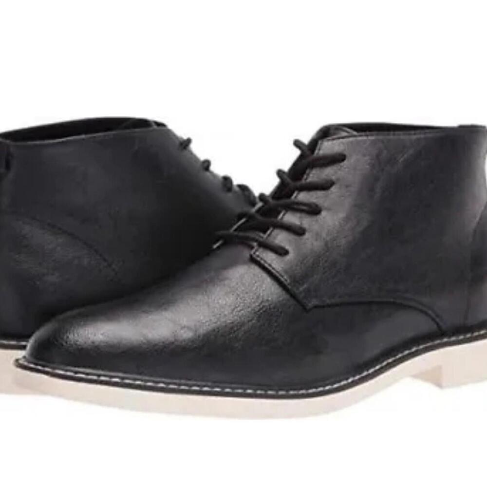 Unlisted by Kenneth Cole Men's Black Leather Peyton Chukka Boot Size 9M NIB